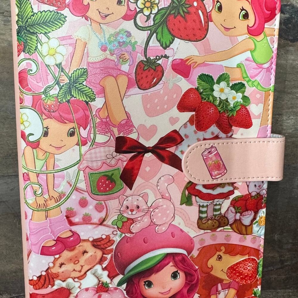 Strawberry Shortcake A5 Binder w/ matching paper